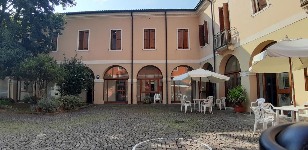 Casa Santa Caterina E Sant Antonio 호텔 파도바 외부 사진